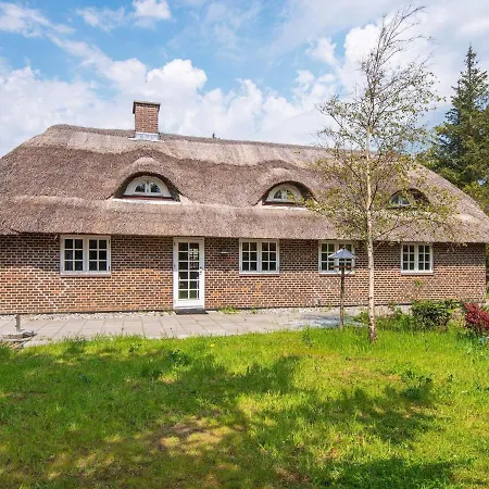 8 Person In Hébergement de vacances *